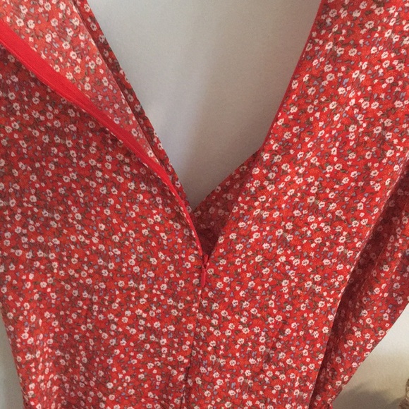 Beautiful Floral Midi Dress - Picture 5 of 5